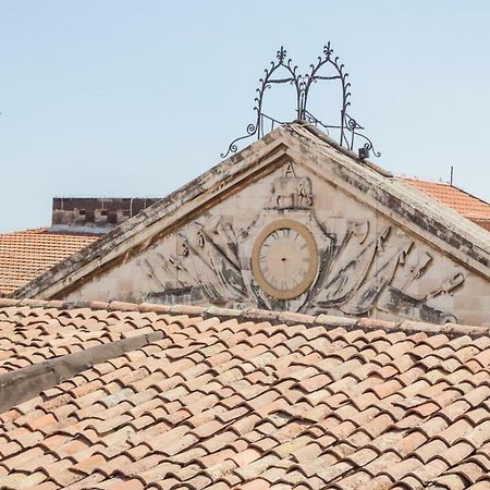 Mansarda In Palazzo D'Epoca Διαμέρισμα Κατάνια Εξωτερικό φωτογραφία