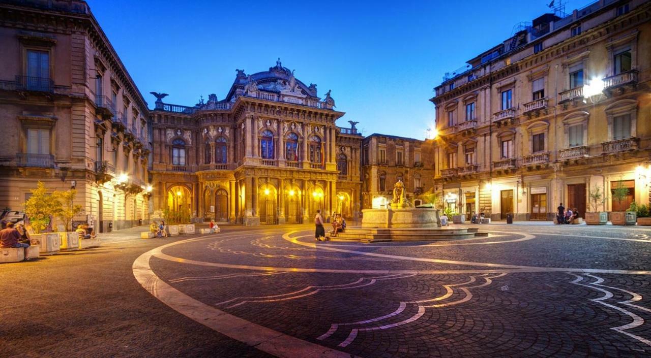 Mansarda In Palazzo D'Epoca Διαμέρισμα Κατάνια Εξωτερικό φωτογραφία