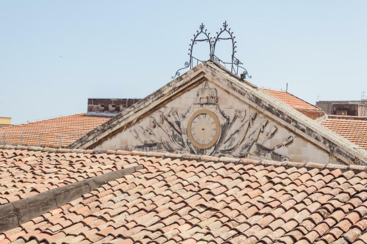 Mansarda In Palazzo D'Epoca Διαμέρισμα Κατάνια Εξωτερικό φωτογραφία